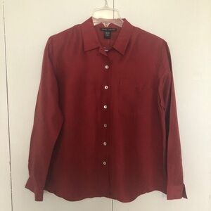Anne Carson red silk button down top, size Medium